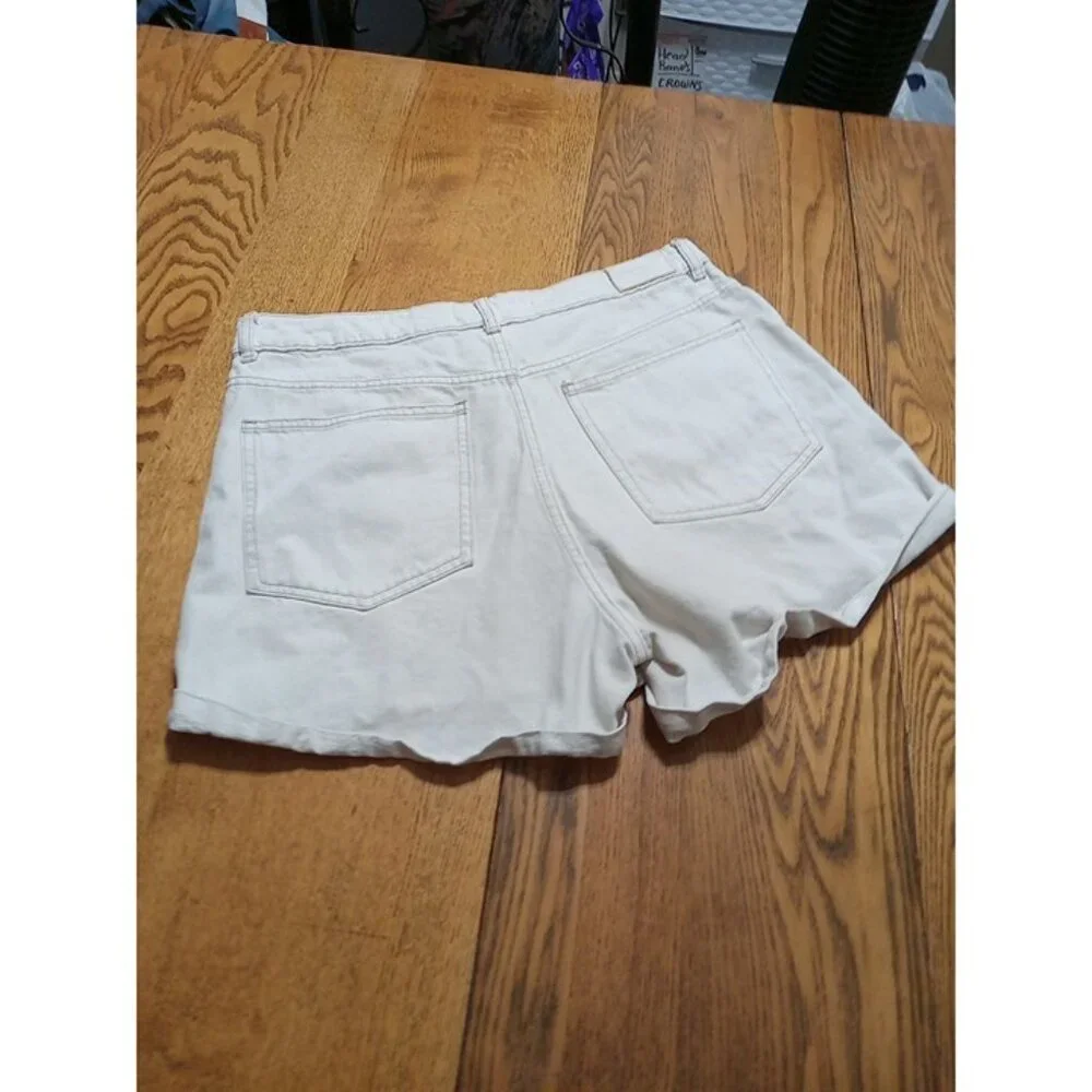MNG Jeans Shorts 10 Womens CREME IVORY Preowned Summer Denim Bermuda Cuff - Picture 7 of 9
